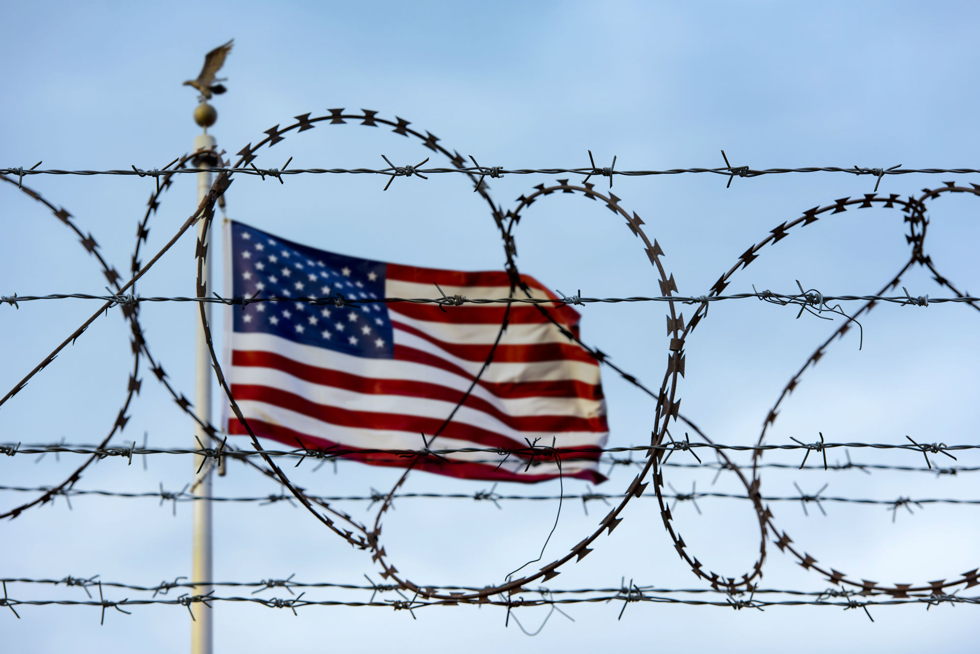 Les États-Unis qualifient la migration de masse de « menace existentielle » pour l’Occident