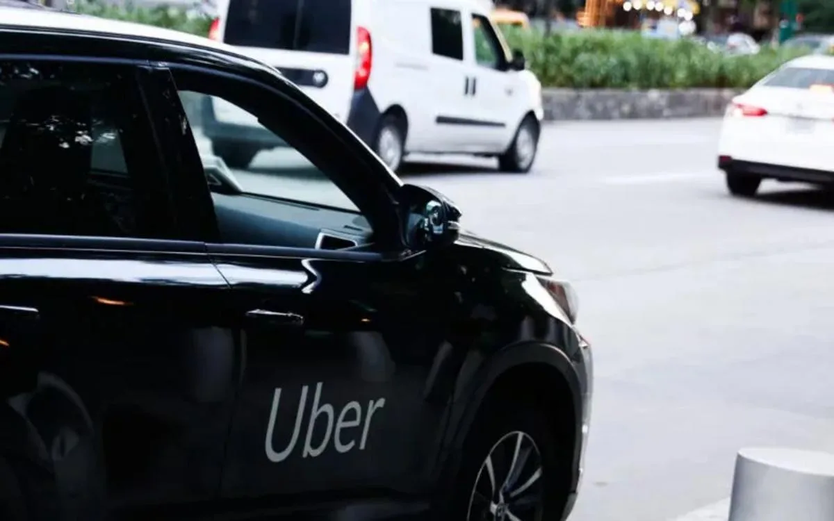 Retour d’Uber au Maroc : ubérisation 2.0 ou revanche annoncée des taxis traditionnels ?