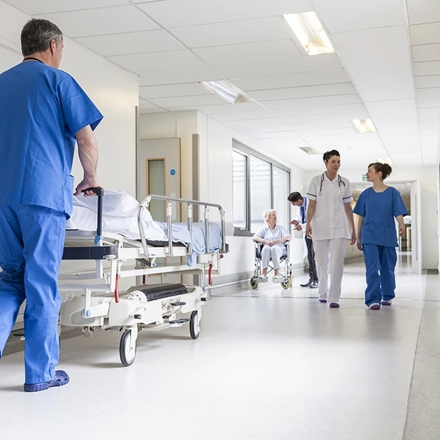 Santé publique au Maroc : les drames des maternités remettent la réforme à l’épreuve